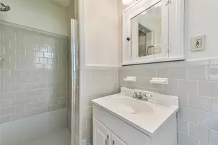 3023 Fairhope St, Houston, TX 77025 - Photo 16