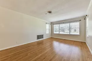 3023 Fairhope St, Houston, TX 77025 - Photo 6