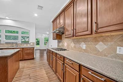 10402 Sage Dock Court, Houston, TX 77089 - Photo 14
