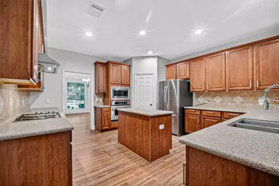 10402 Sage Dock Court, Houston, TX 77089 - Photo 16