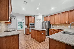 10402 Sagedock Ct, Houston, TX 77089 - Photo 16