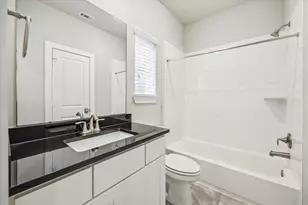 256 W 28th St, Houston, TX 77008 - Photo 30
