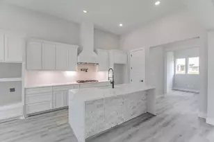 624 Edgewood, Montgomery, TX 77356 - Photo 14