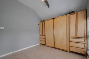 311 N Esplanade Ln, Stafford, TX 77477 - Photo 28
