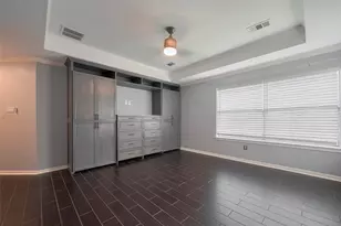 311 N Esplanade Ln, Stafford, TX 77477 - Photo 32