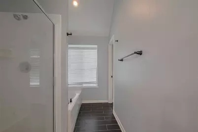 311 N Esplanade Lane, Stafford, TX 77477 - Photo 36