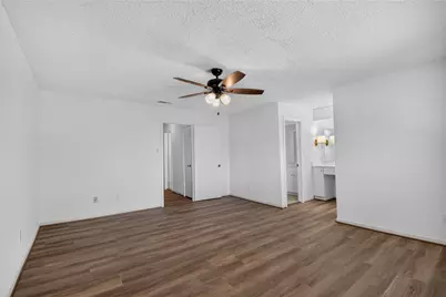 1334 Country Place Drive, Houston, TX 77079 - Photo 22
