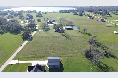 1532 Flintlock Court, Angleton, TX 77515 - Photo 4