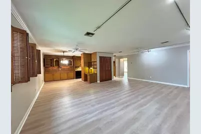 270 Ferndale Lane, Beaumont, TX 77707 - Photo 8