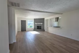 11726 N Willow Cir, Houston, TX 77071 - Photo 4