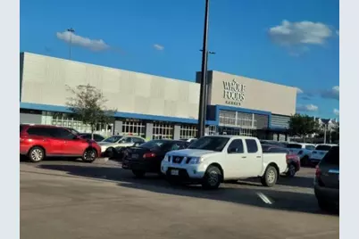 8013 N Main Street Street, Houston, TX 77022 - Photo 8