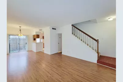 7575 Cambridge Street #2405, Houston, TX 77054 - Photo 4