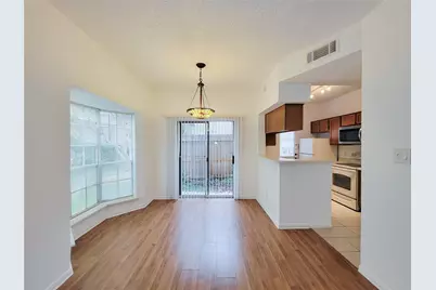 7575 Cambridge Street #2405, Houston, TX 77054 - Photo 6