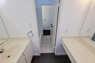 7575 Cambridge St, Houston, TX 77054 - Photo 20