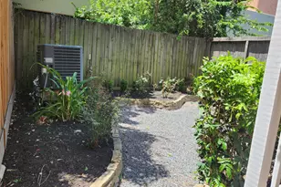 2330 Camden Dr, Houston, TX 77021 - Photo 22