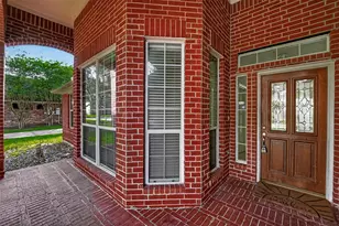 2604 Hidden Creek Dr, Pearland, TX 77581 - Photo 2
