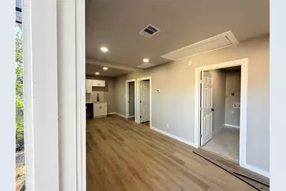 2209 Gano St #4, Houston, TX 77009 - Photo 8