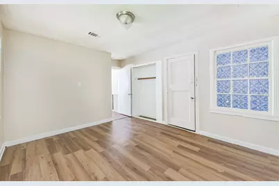 711 N 8th Ave, Texas City, TX 77590 - Photo 16