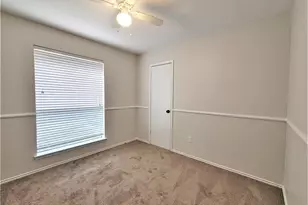 11410 Sunny Creek Dr, Houston, TX 77066 - Photo 6