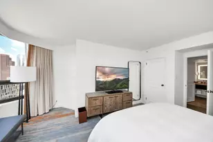 1300 Lamar St, Houston, TX 77010 - Photo 26