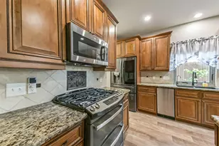 12918 Redbud Shores Ln, Houston, TX 77044 - Photo 18