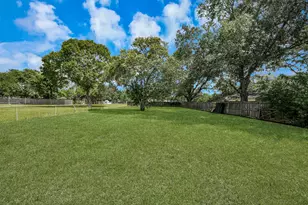 1909 Brooks Ave, Rosenberg, TX 77471 - Photo 40