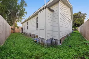 321 Reid St, Houston, TX 77022 - Photo 28