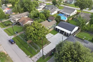 321 Reid St, Houston, TX 77022 - Photo 34