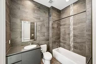 11119 Savannah Oaks Ln, Houston, TX 77043 - Photo 20