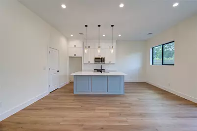 6131 Pacific Forest Drive, Houston, TX 77091 - Photo 8