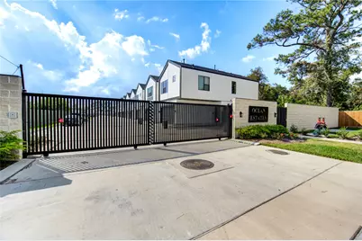 6131 Pacific Forest Drive, Houston, TX 77091 - Photo 42