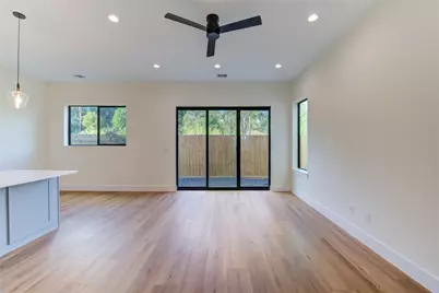 6131 Pacific Forest Drive, Houston, TX 77091 - Photo 14