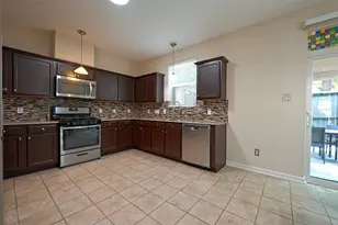 8050 Montague Manor Ln, Houston, TX 77072 - Photo 12