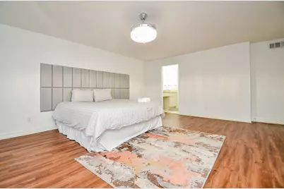9850 Pagewood Lane #1403, Houston, TX 77042 - Photo 20