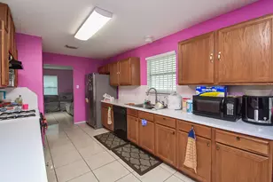 7926 Westington Ln, Houston, TX 77040 - Photo 14