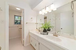 2 Noontide Cir, The Woodlands, TX 77380 - Photo 26