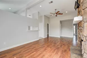 2536 Knoxville Dr, League City, TX 77573 - Photo 4