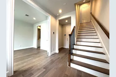 2747 Providence Street, Houston, TX 77020 - Photo 2