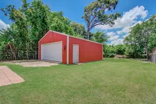 1007 San Jacinto St, Highlands, TX 77562 - Photo 12