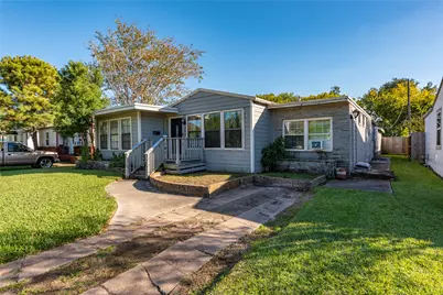 809 12th Avenue N, Texas City, TX 77590 - Photo 2