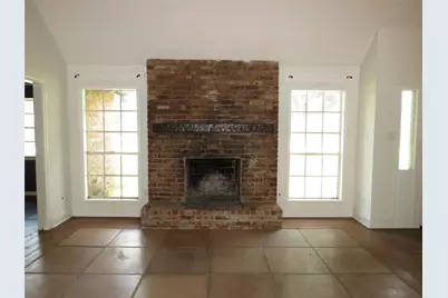 4318 Willow Hill Drive, Seabrook, TX 77586 - Photo 2