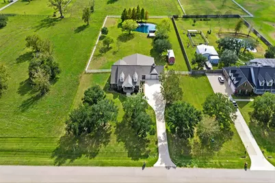 2819 Pearce Meadow, Rosharon, TX 77583 - Photo 46