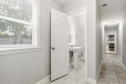 903 Crossroads Drive, Houston, TX 77079 - Photo 30