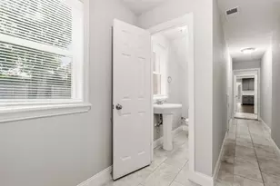 903 Crossroads Dr, Houston, TX 77079 - Photo 30