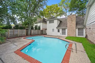 903 Crossroads Dr, Houston, TX 77079 - Photo 38