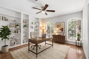 903 Crossroads Dr, Houston, TX 77079 - Photo 24