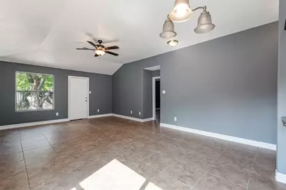 718 Saint Edwards Green Drive, Houston, TX 77015 - Photo 12