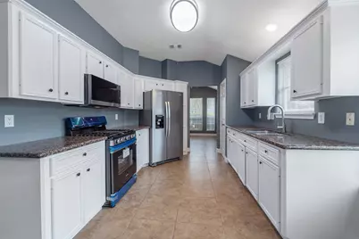 718 Saint Edwards Green Drive, Houston, TX 77015 - Photo 8