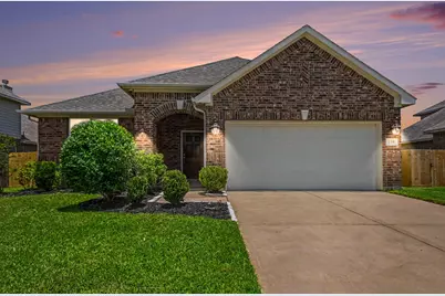 135 Rio Grande Drive, Baytown, TX 77523 - Photo 2