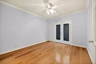 119 Dennis St, Houston, TX 77006 - Photo 26